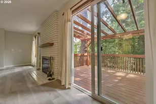 324 SE 30th Ave, Hillsboro, OR 97123 - Photo 8