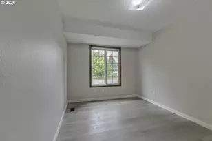 324 SE 30th Ave, Hillsboro, OR 97123 - Photo 16
