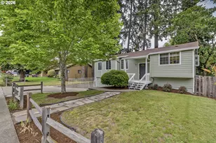 324 SE 30th Ave, Hillsboro, OR 97123 - Photo 2