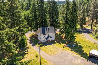 851 Snowden Rd, White Salmon, WA 98672 - Photo 2