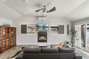 1645 N Jantzen Ave, Portland, OR 97217 - Photo 8