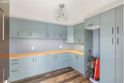 1645 N Jantzen Ave, Portland, OR 97217 - Photo 38