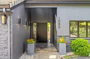 1089 SW Summit View Dr, Portland, OR 97225 - Photo 4
