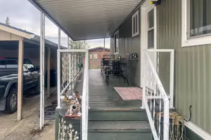 8 NE Mary Ann Ln, Roseburg, OR 97470 - Photo 4