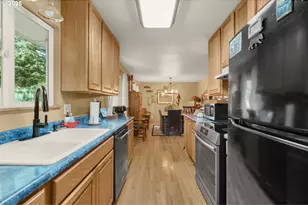 17361 Washougal River Rd, Washougal, WA 98671 - Photo 10