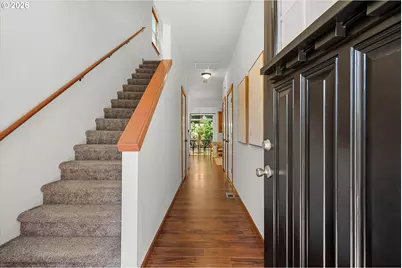 37879 Nettie Connett Dr, Sandy, OR 97055 - Photo 2
