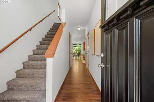 37879 Nettie Connett Dr, Sandy, OR 97055 - Photo 2