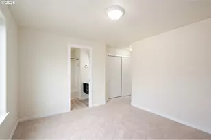 2518 SE 130th Ave, Portland, OR 97236 - Photo 6