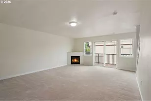 2518 SE 130th Ave, Portland, OR 97236 - Photo 2