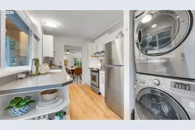 6737 SW 30th Ave #B, Portland, OR 97219 - Photo 16