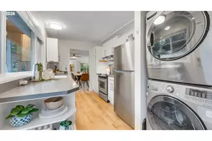 6737 SW 30th Ave, Portland, OR 97219 - Photo 16