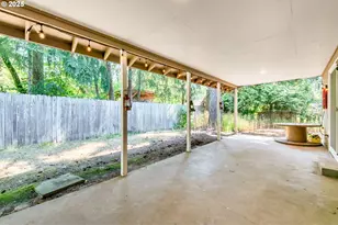 26019 Marina Rd, Veneta, OR 97487 - Photo 28