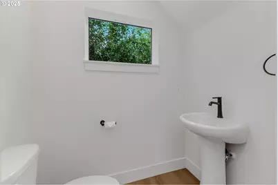 1209 S 6th Ave, Kelso, WA 98626 - Photo 16