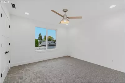 1209 S 6th Ave, Kelso, WA 98626 - Photo 26