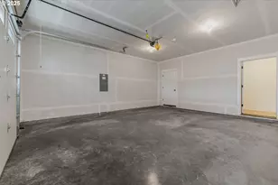 1209 S 6th Ave, Kelso, WA 98626 - Photo 32