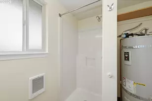 3659 W 18th Ave, Eugene, OR 97402 - Photo 16