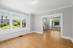 3955 SE Madison St, Portland, OR 97214 - Photo 10