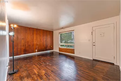 630 Gilbert St, Eugene, OR 97402 - Photo 4