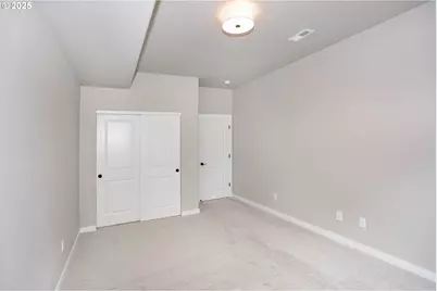 11009 NW 11th Pl, Vancouver, WA 98685 - Photo 34