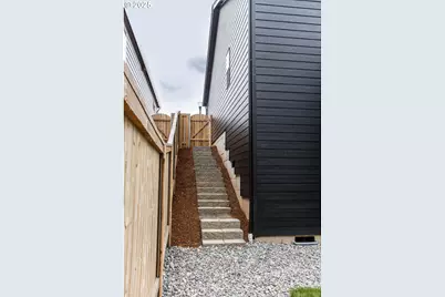 11009 NW 11th Pl, Vancouver, WA 98685 - Photo 44