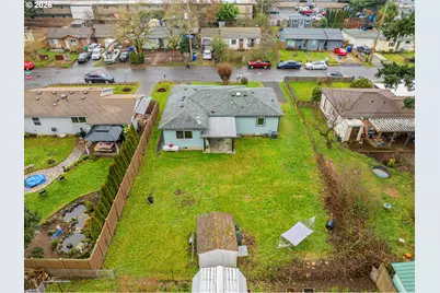 11937 NE Holladay St, Portland, OR 97220 - Photo 20