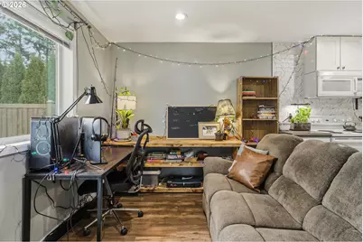 11937 NE Holladay St, Portland, OR 97220 - Photo 8