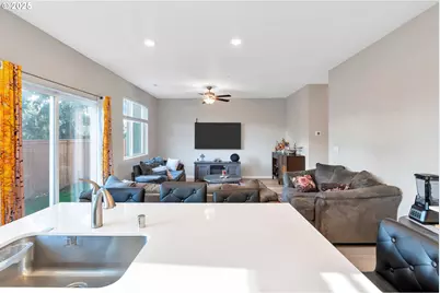 1929 NE 100th Cir, Vancouver, WA 98686 - Photo 12