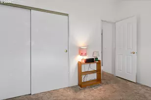 10400 SE Cook Ct, Milwaukie, OR 97222 - Photo 24