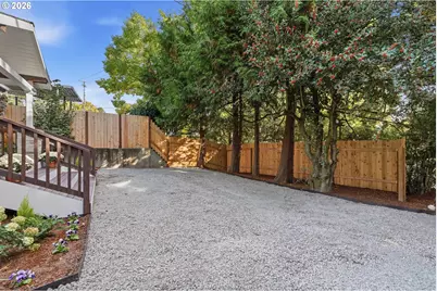 725 SW Taylors Ferry Rd, Portland, OR 97219 - Photo 30