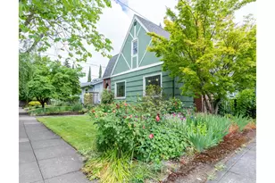 7421 N Jersey St, Portland, OR 97203 - Photo 2