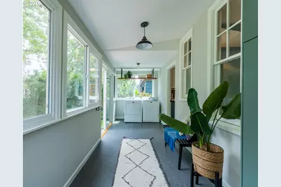 7421 N Jersey St, Portland, OR 97203 - Photo 18
