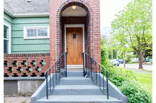 7421 N Jersey St, Portland, OR 97203 - Photo 4