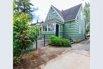 7421 N Jersey St, Portland, OR 97203 - Photo 40