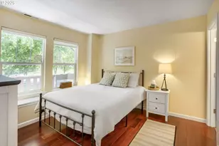 1729 NE 65th Ave, Hillsboro, OR 97124 - Photo 14