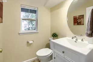 1729 NE 65th Ave, Hillsboro, OR 97124 - Photo 10