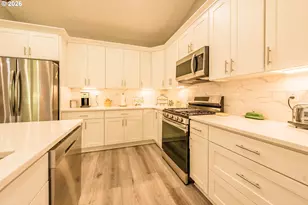 5762 NE Voyage Way, Lincoln City, OR 97367 - Photo 14