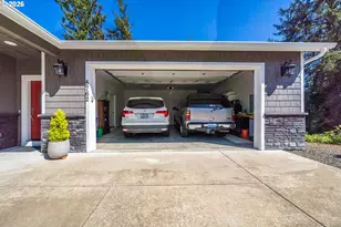 5762 NE Voyage Way, Lincoln City, OR 97367 - Photo 32