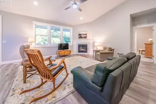 5762 NE Voyage Way, Lincoln City, OR 97367 - Photo 6