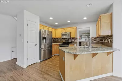 2224 N Irvine St, Cornelius, OR 97113 - Photo 6