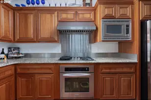 1334 NW Harbor Ave, Lincoln City, OR 97367 - Photo 12