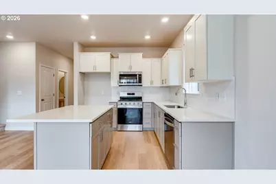 2190 36th Ave, Forest Grove, OR 97116 - Photo 6