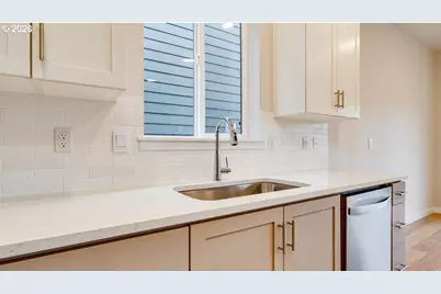 2190 36th Ave, Forest Grove, OR 97116 - Photo 8