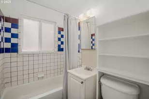 5325-5327 NE Davis St, Portland, OR 97213 - Photo 22