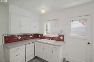 5325-5327 NE Davis St, Portland, OR 97213 - Photo 18