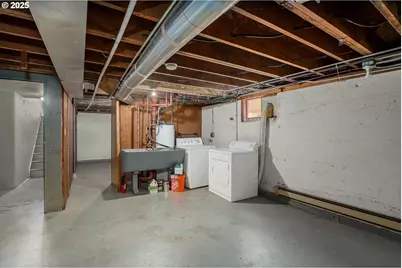 5325/5327 NE Davis St, Portland, OR 97213 - Photo 24