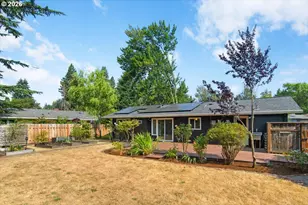 12660 SW Douglas St, Portland, OR 97225 - Photo 32