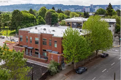 2006 SE Morrison St #D, Portland, OR 97214 - Photo 2