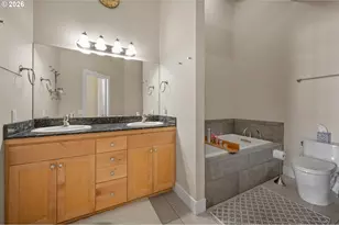 2006 SE Morrison St, Portland, OR 97214 - Photo 32