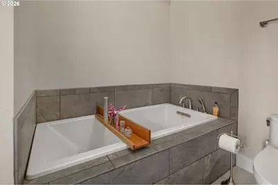 2006 SE Morrison St #D, Portland, OR 97214 - Photo 34