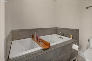 2006 SE Morrison St, Portland, OR 97214 - Photo 34